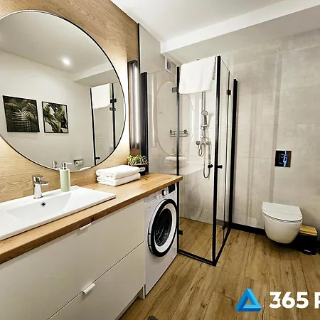 365pam - Nefryt 6-osobowy - Basen Zewnetrzny, Parking W Cenie Apartman Sarbinowo