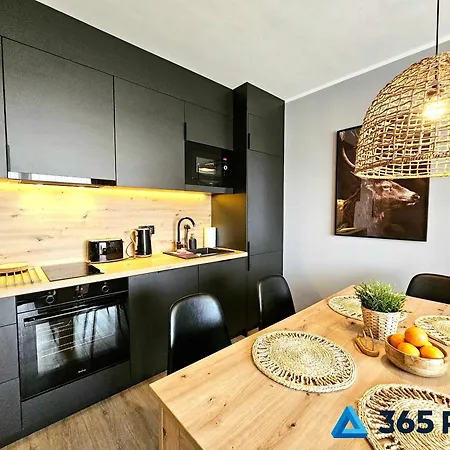 Apartman 365pam - Nefryt 6-osobowy - Basen Zewnetrzny, Parking W Cenie
