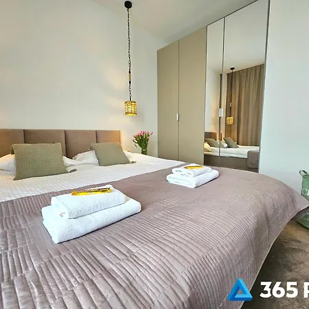 365pam - Nefryt 6-osobowy - Basen Zewnetrzny, Parking W Cenie Apartman *